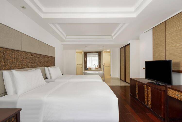 Grand Mercure Sanya Yalong Bay
