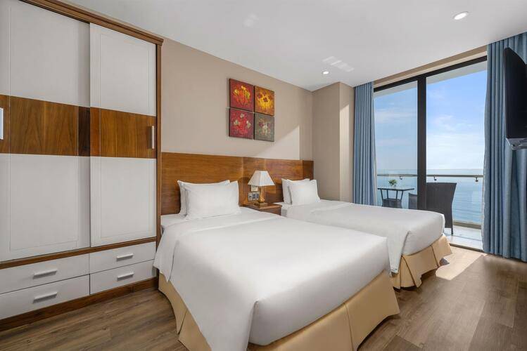 Yarra Ocean Suites Da Nang Hotel