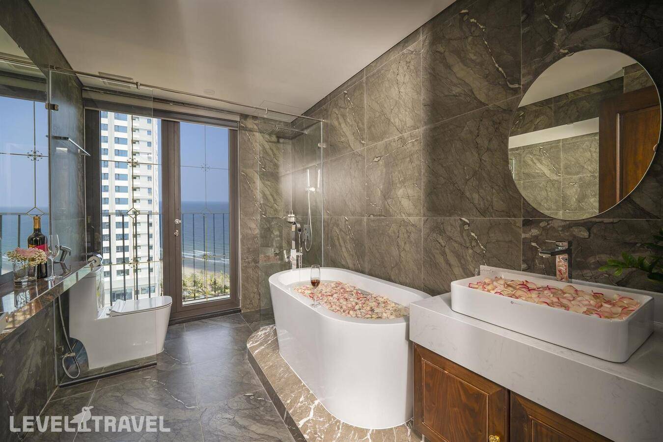 фотографии отеля Golden Lotus Luxury Hotel в Вьетнам(Дананг) - фото №11