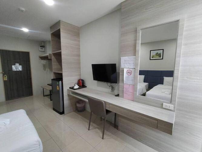 Oyo 260 Sattahip 9 Boutique Hotel