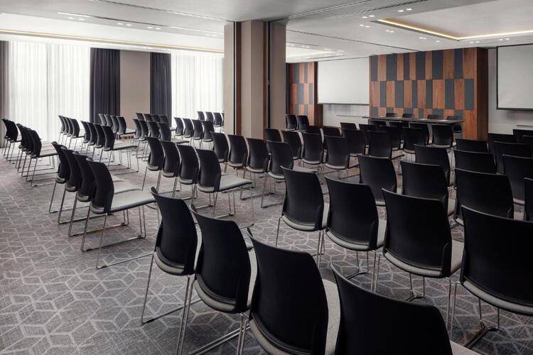 Courtyard By Marriott