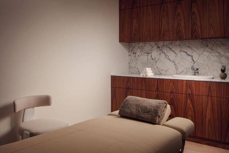 Courtyard By Marriott