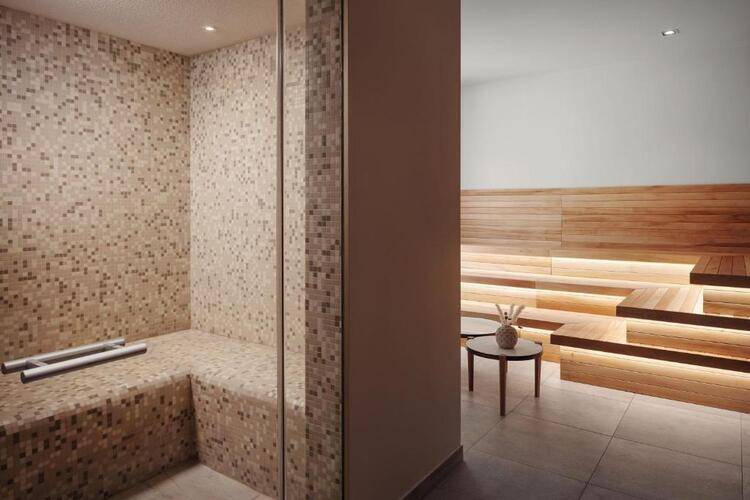 Courtyard By Marriott