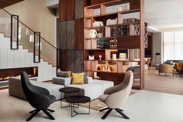 Courtyard By Marriott