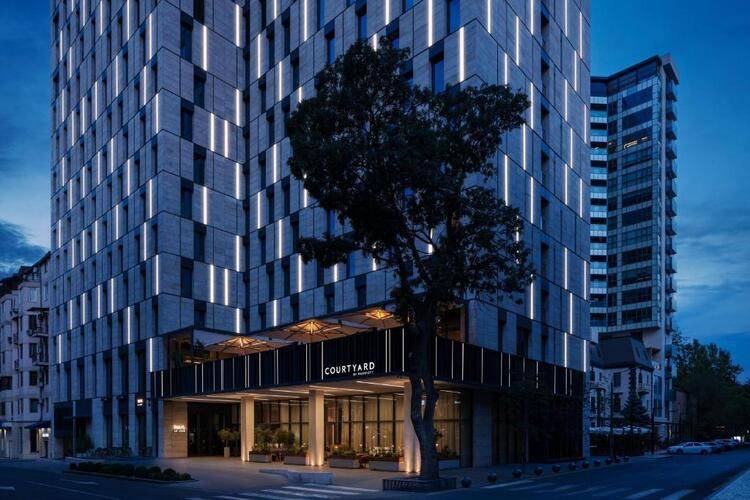 Courtyard By Marriott