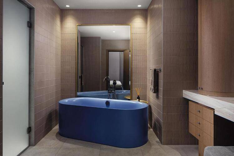 Courtyard By Marriott