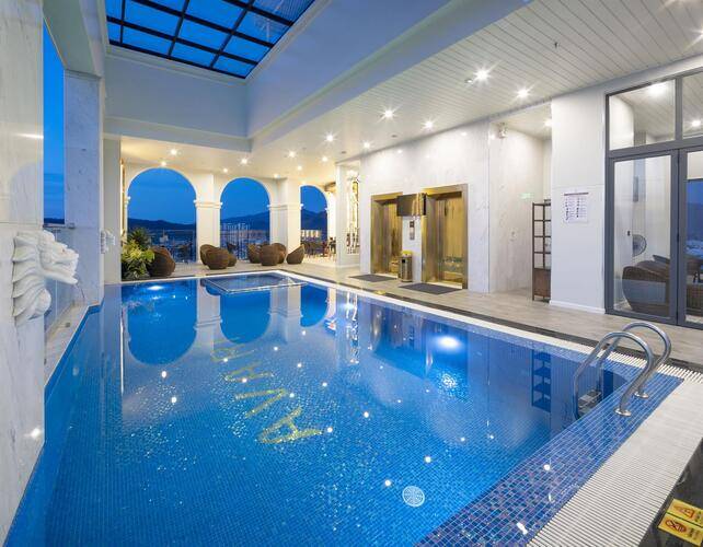 Avari Hotel Nha Trang
