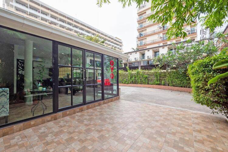 Oyo 75379 Sabai Living Pattaya