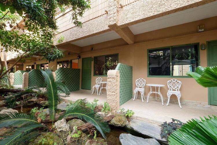 Oyo 75379 Sabai Living Pattaya