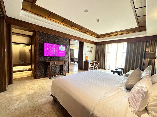 Crowne Plaza Danang Hotel