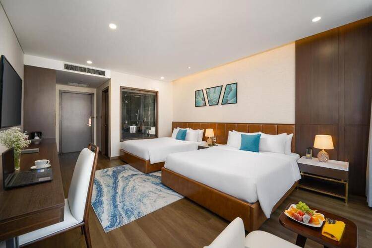 Golden Lotus Grand Hotel