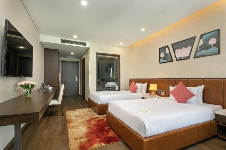 Golden Lotus Grand Hotel