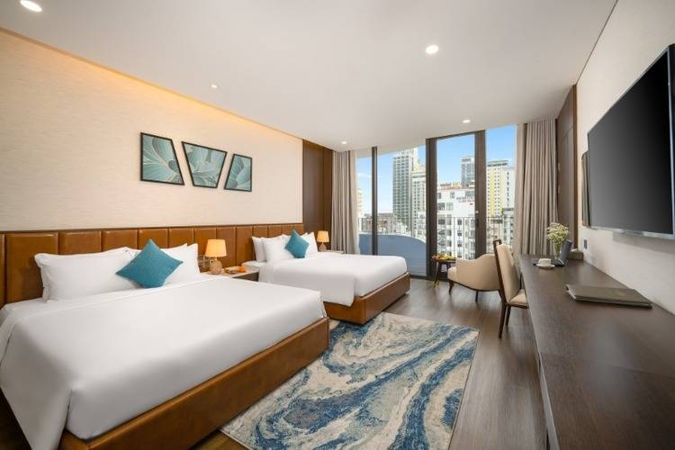 Golden Lotus Grand Hotel