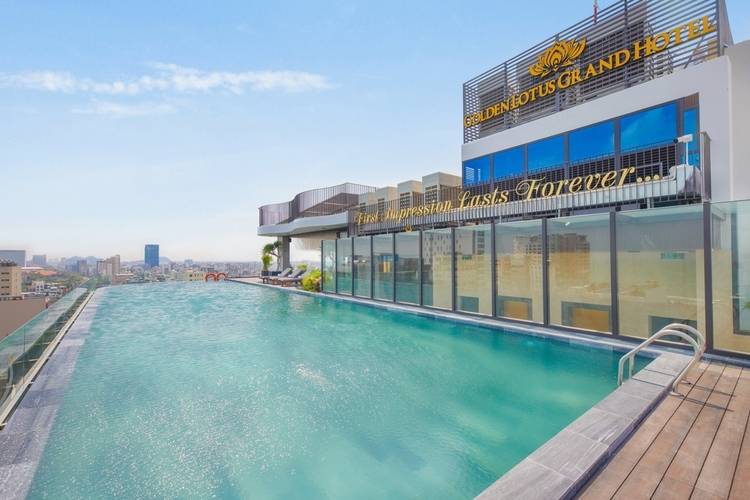 Golden Lotus Grand Hotel