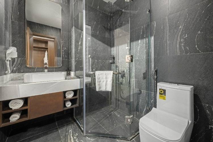 Golden Lotus Grand Hotel