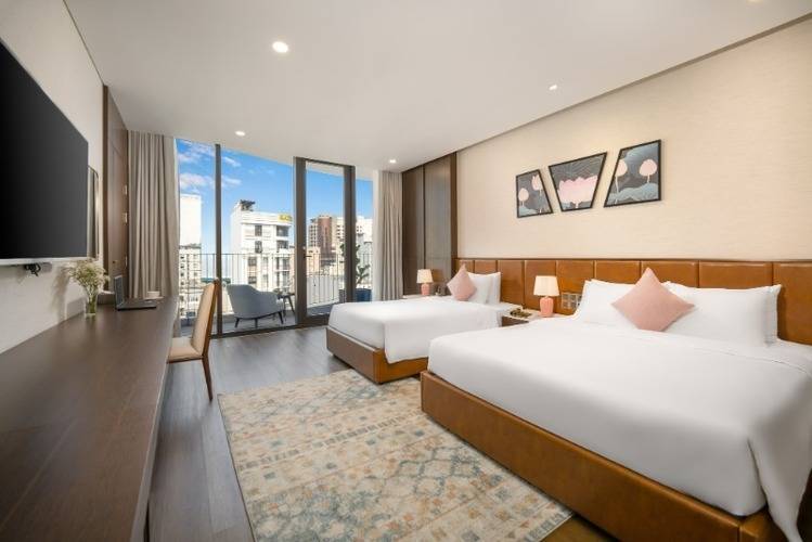 Golden Lotus Grand Hotel