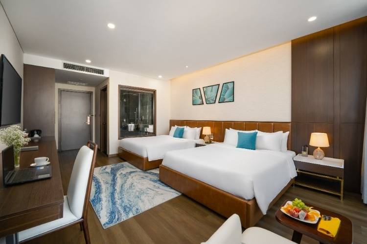 Golden Lotus Grand Hotel