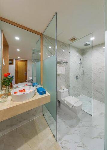 Kova Diamond Hotel Da Nang