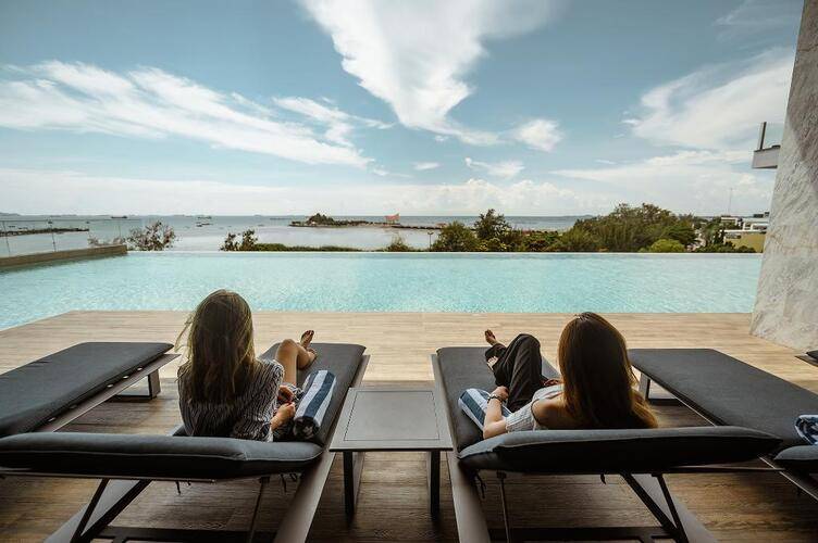 Oakwood Hotel & Residence Sri Racha