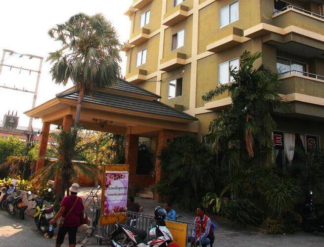 Royal Tycoon Place