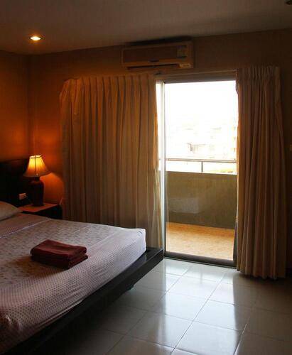 Royal Tycoon Place
