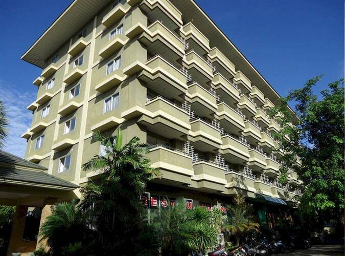 Royal Tycoon Place