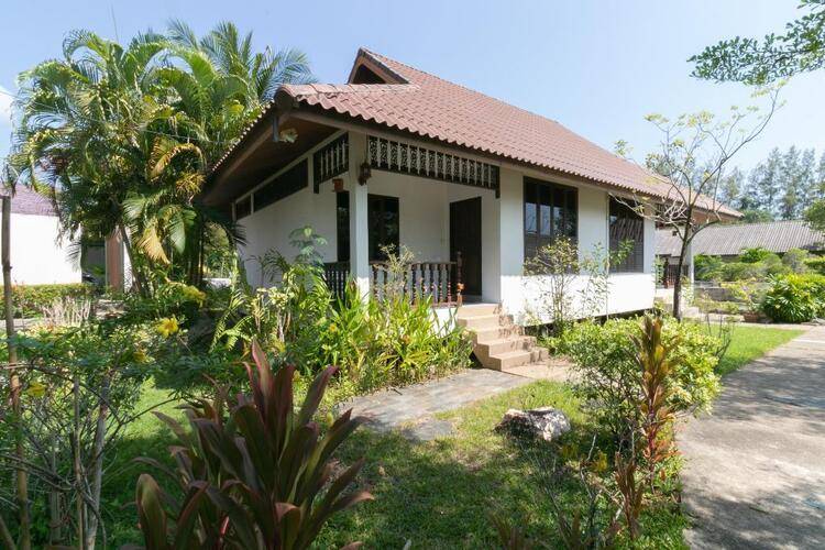 Chaiyo Resort Phuket By Zuzu