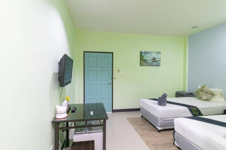 Chaiyo Resort Phuket By Zuzu