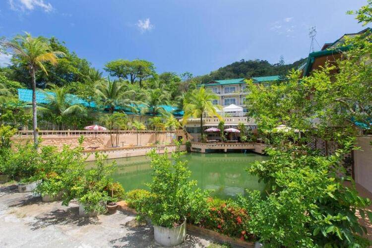 Patong Rai Rom Yen Resort Sha By Zuzu
