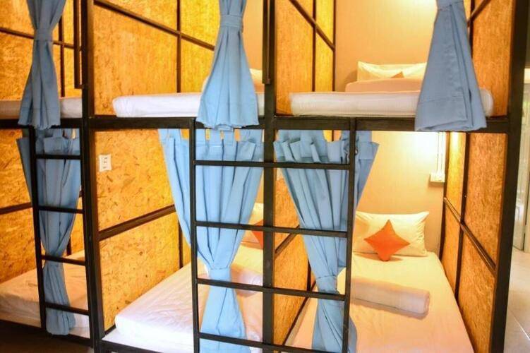 Sleepy Station Hostel