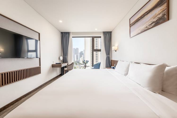 Mangata Beachfront Hotel Danang