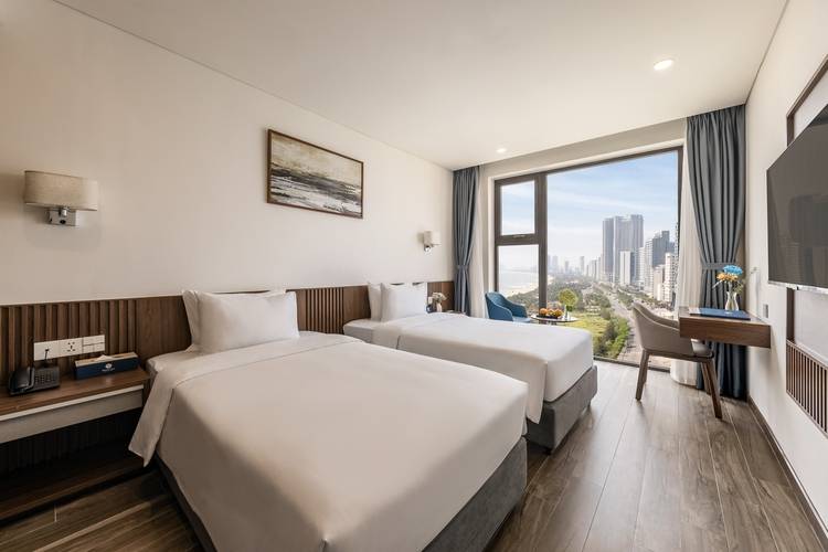 Mangata Beachfront Hotel Danang