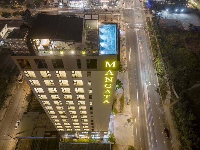 Mangata Beachfront Hotel Danang