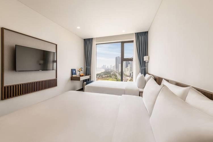 Mangata Beachfront Hotel Danang
