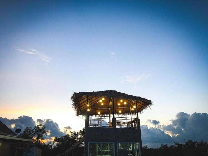 Loftpical Resort