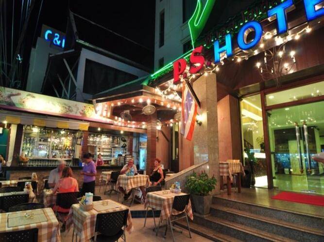 P.S Hotel