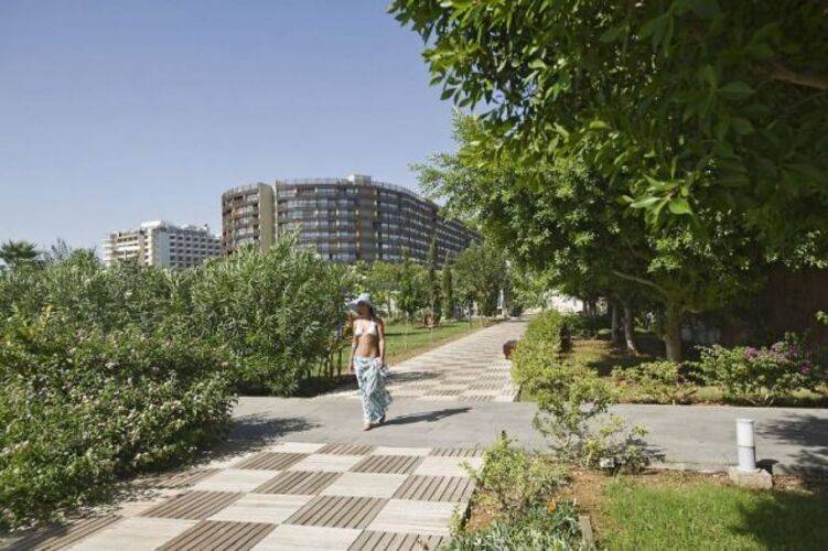 Kervansaray Lara