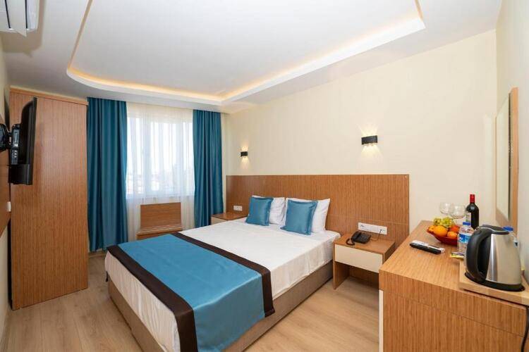 Diamond Luxury Hotel
