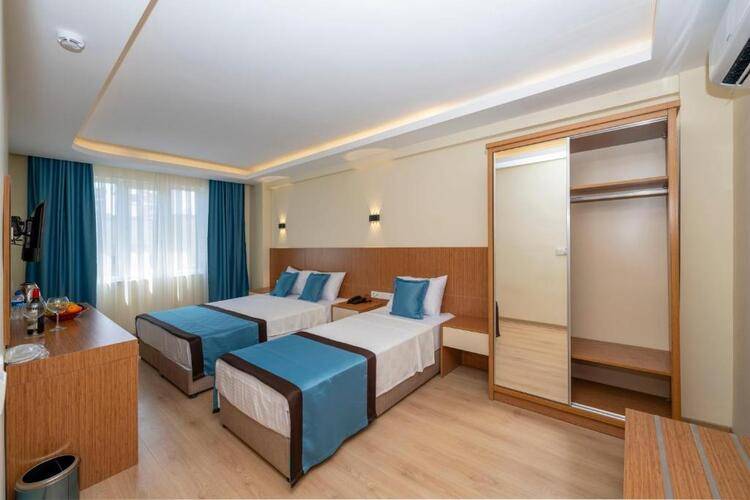 Diamond Luxury Hotel