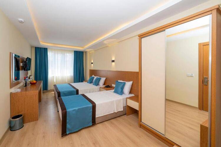 Diamond Luxury Hotel