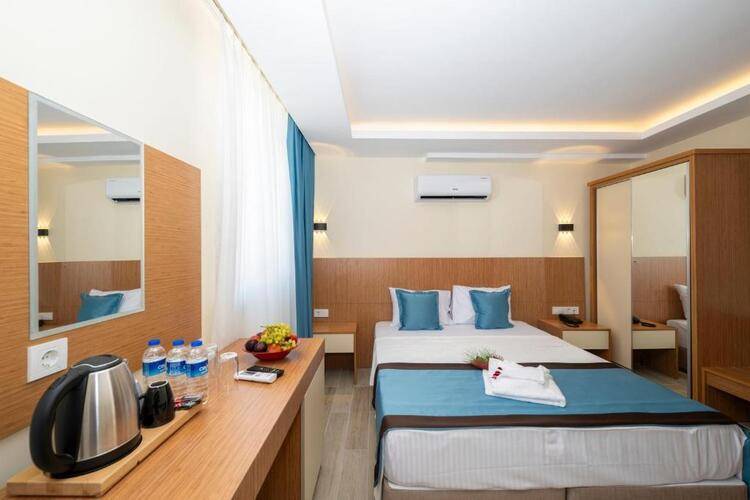 Diamond Luxury Hotel