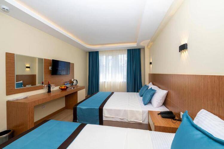 Diamond Luxury Hotel
