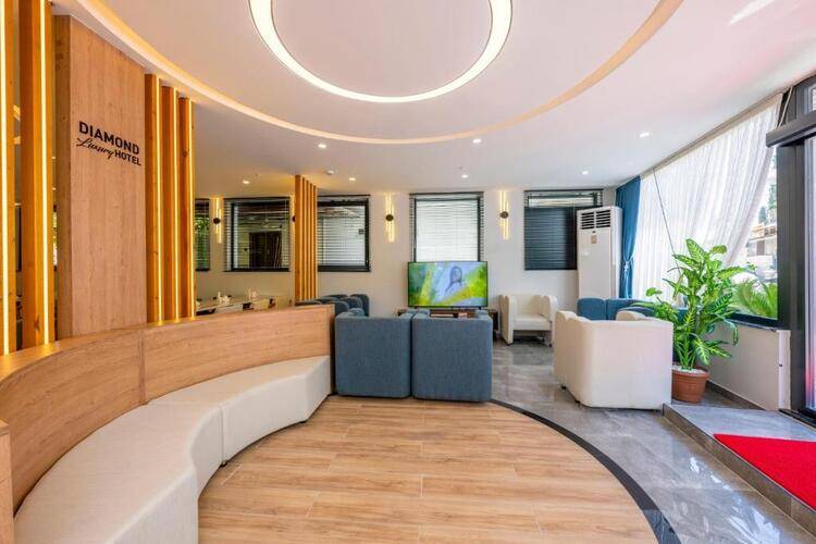 Diamond Luxury Hotel