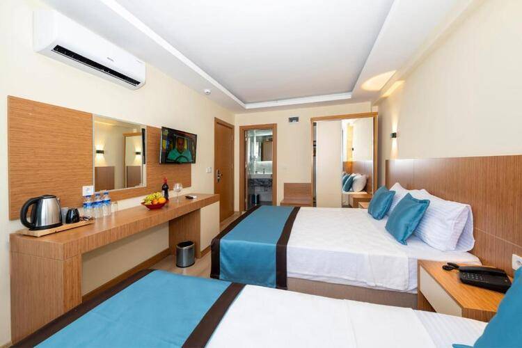 Diamond Luxury Hotel