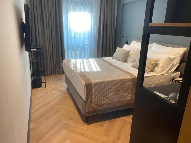 In The Middle Hotel