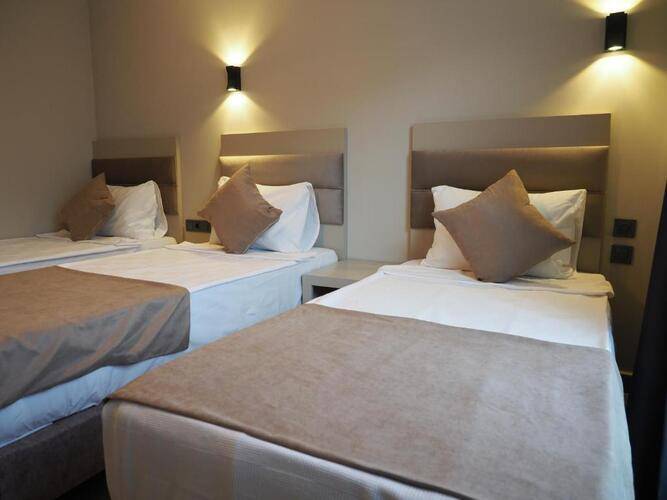 Zenia Hotel