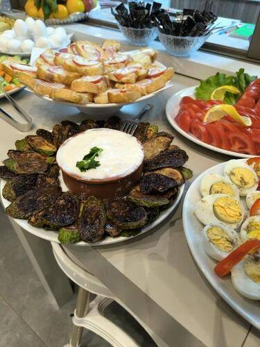 Zenia Hotel