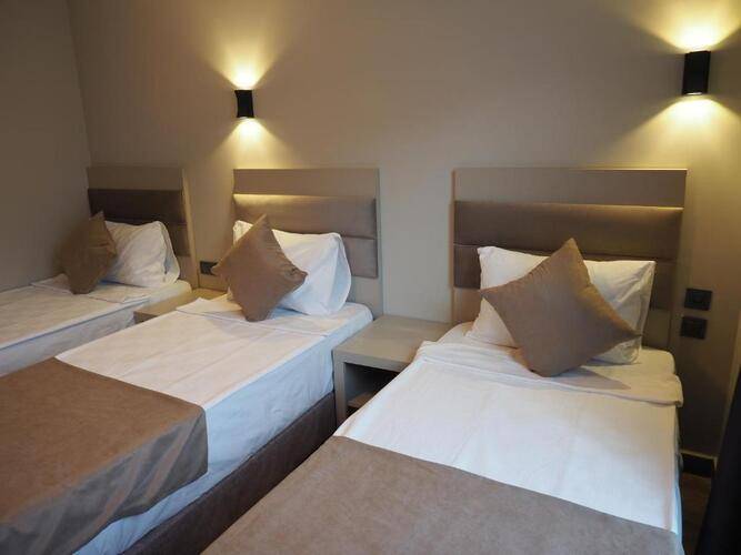 Zenia Hotel