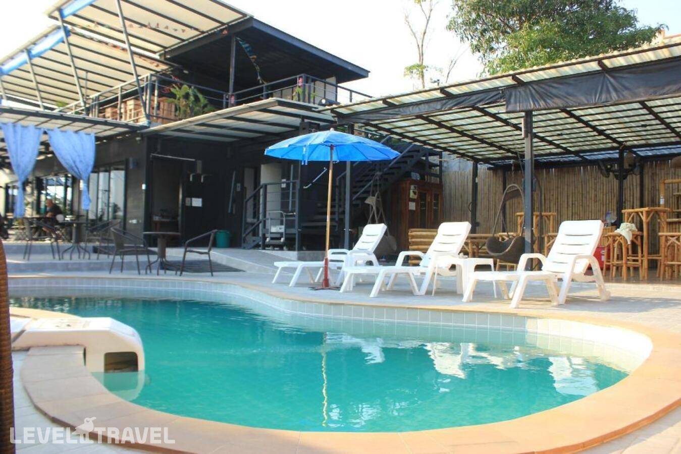 1715 House - White Rhino — фото 1