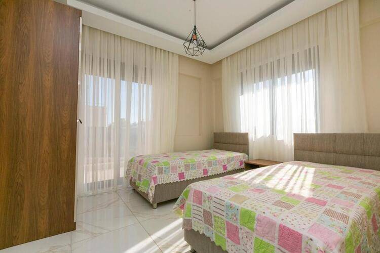 Paradise Town Villa Cordelia